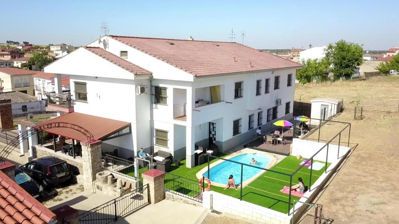 Apartamentos Estrellas De Monfraguee Torrejón el Rubio エクステリア 写真