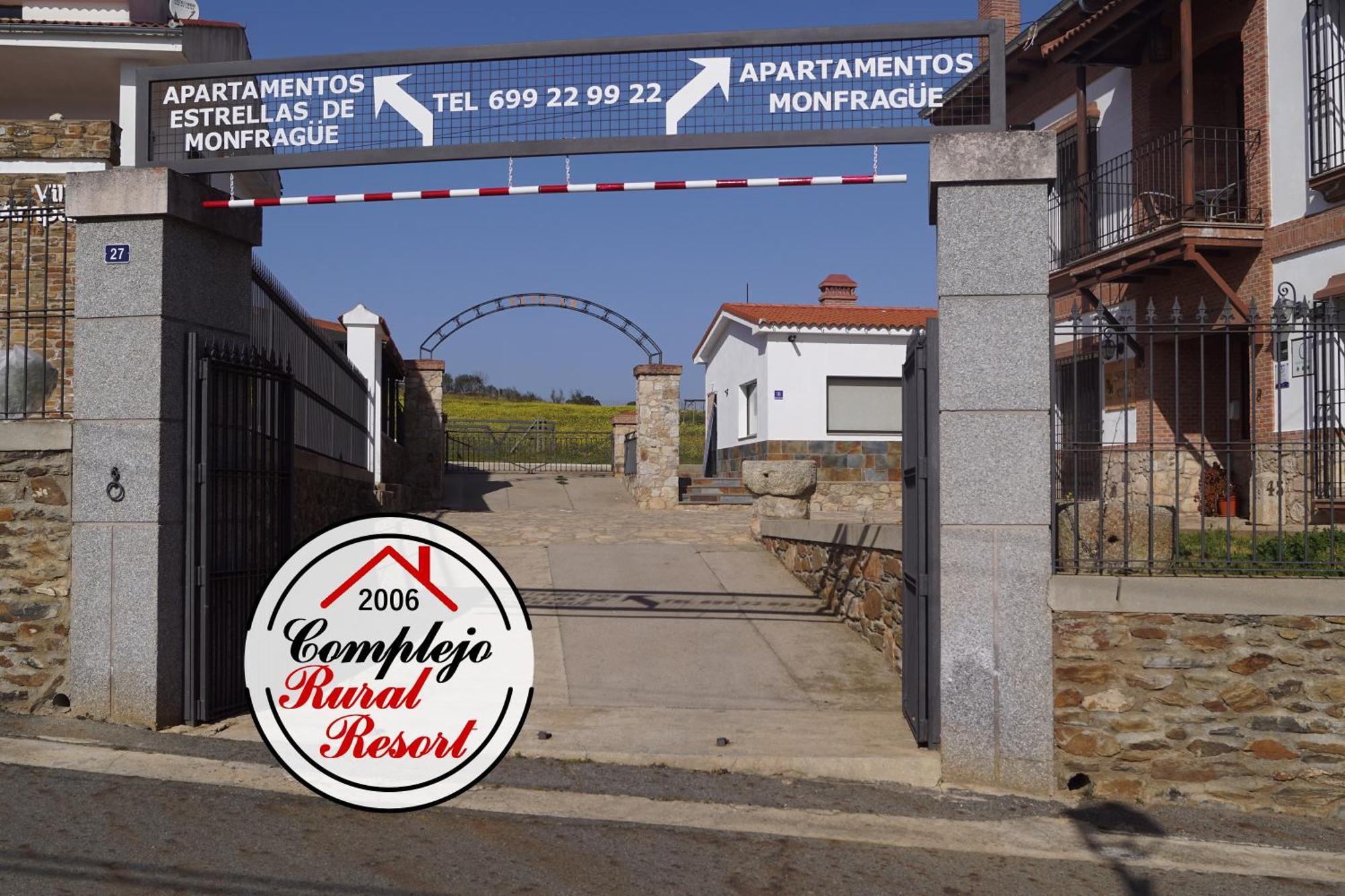 Apartamentos Estrellas De Monfraguee Torrejón el Rubio エクステリア 写真