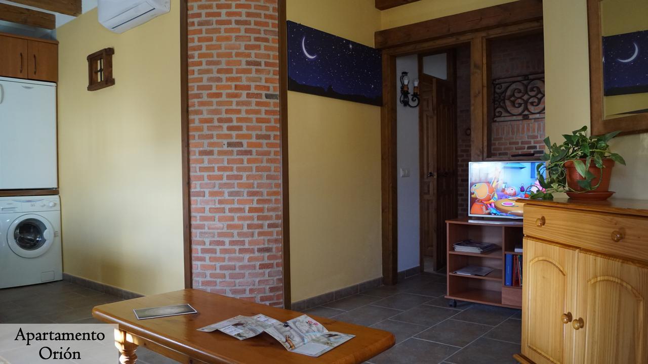 Apartamentos Estrellas De Monfraguee Torrejón el Rubio エクステリア 写真