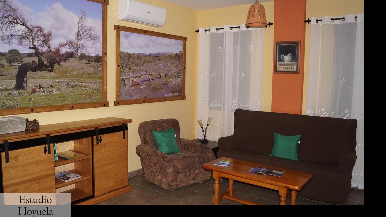 Apartamentos Estrellas De Monfraguee Torrejón el Rubio エクステリア 写真