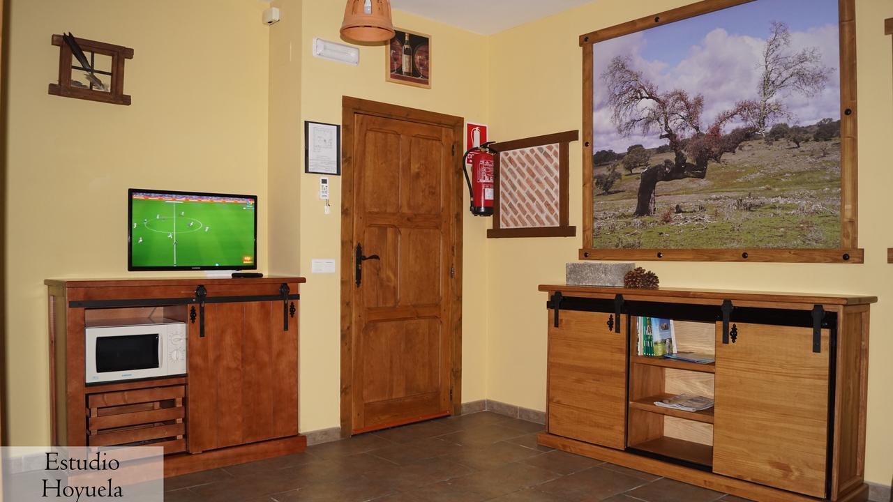 Apartamentos Estrellas De Monfraguee Torrejón el Rubio エクステリア 写真